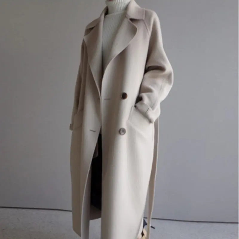 Manteau long croisé ceinturé pour femme, coloris beige