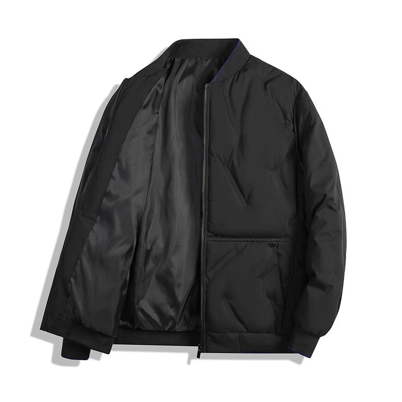 Veste matelassée noire ouverte à plat, col montant côtelé et fermeture zippée