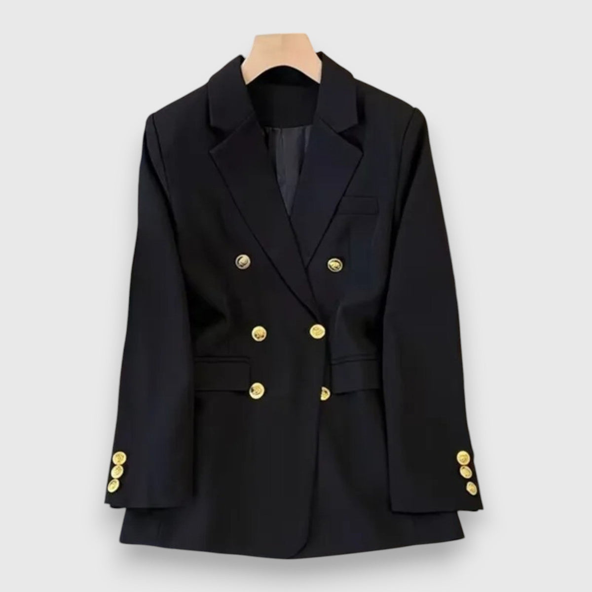 Blazer croisé cintré noir pour femme, vue de face sur cintre