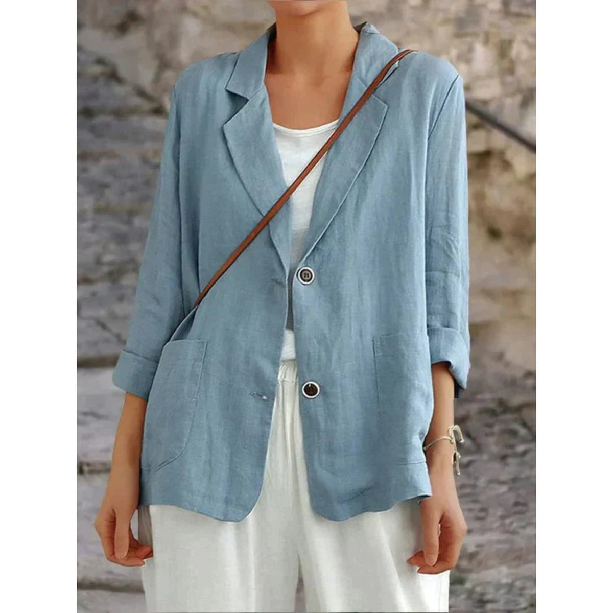 Blazer léger à revers, coloris bleu ciel, vue de face