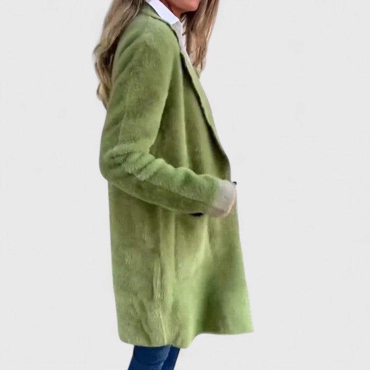 Blazer oversize à poches, coloris vert sauge, vue de profil