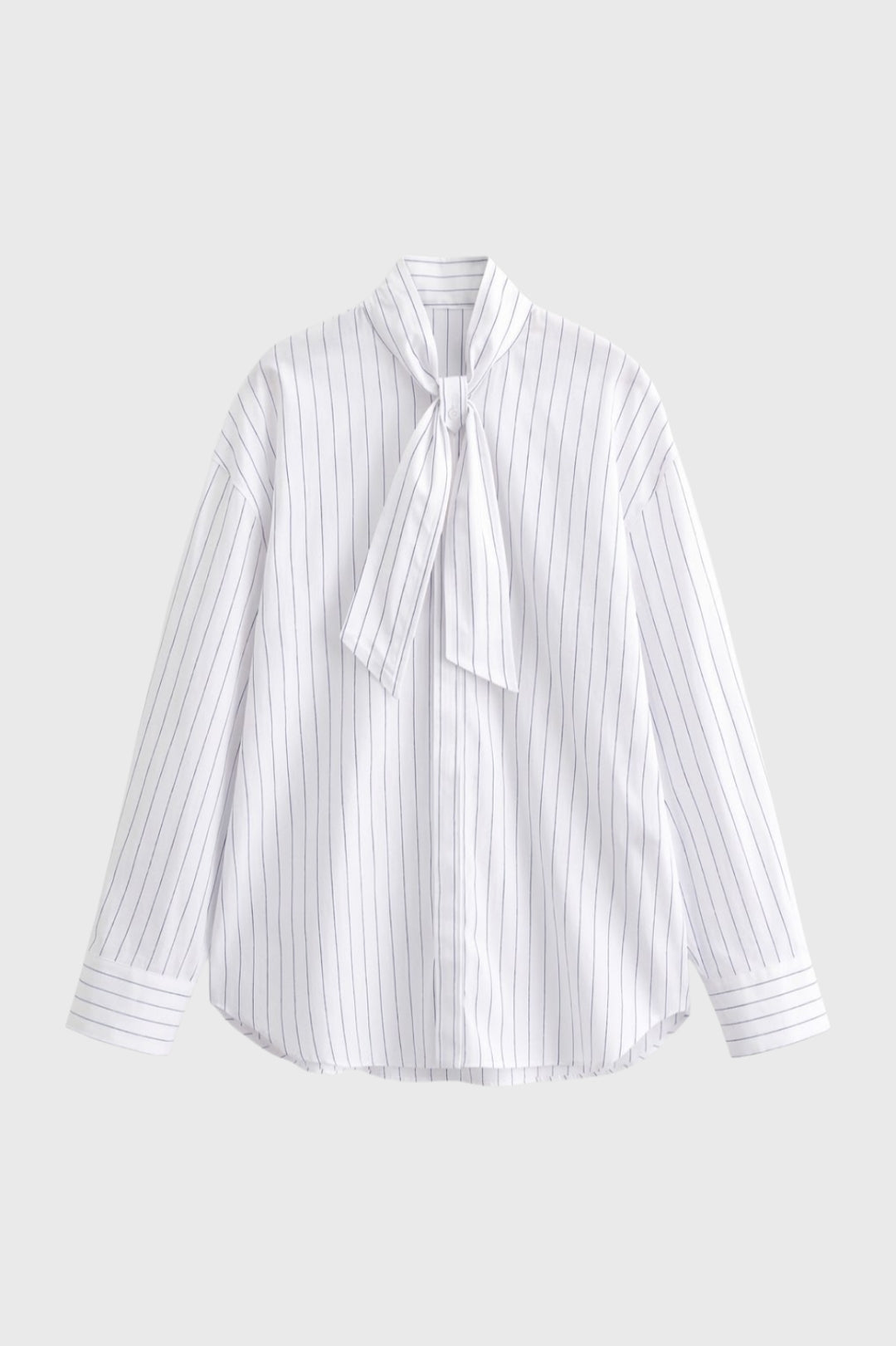 Blouse rayée col lavallière, coloris blanc, présenté à plat