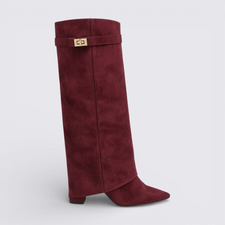 Botte haute à rabat, coloris bordeaux, vue de profil
