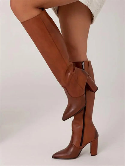 Bottes hautes bout pointu, coloris caramel, vue de profil