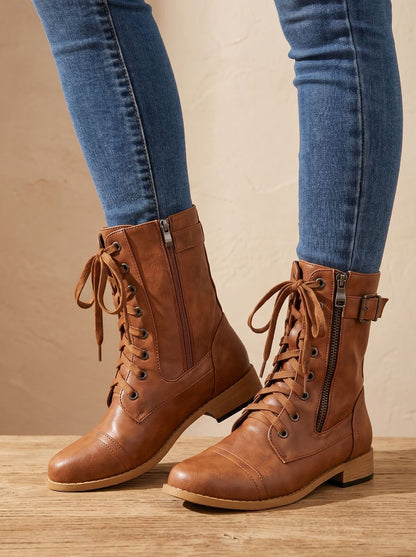 Bottes mi-mollet lacées, coloris caramel, porté assis