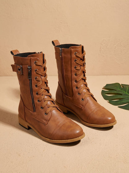 Bottes mi-mollet lacées, coloris caramel, vue de trois quarts