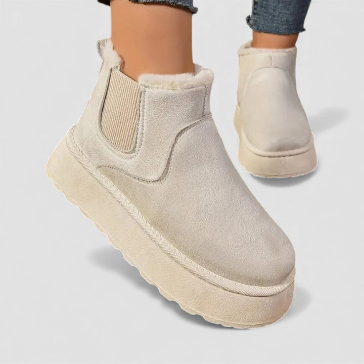 Bottine à plateau, coloris beige, vue de profil