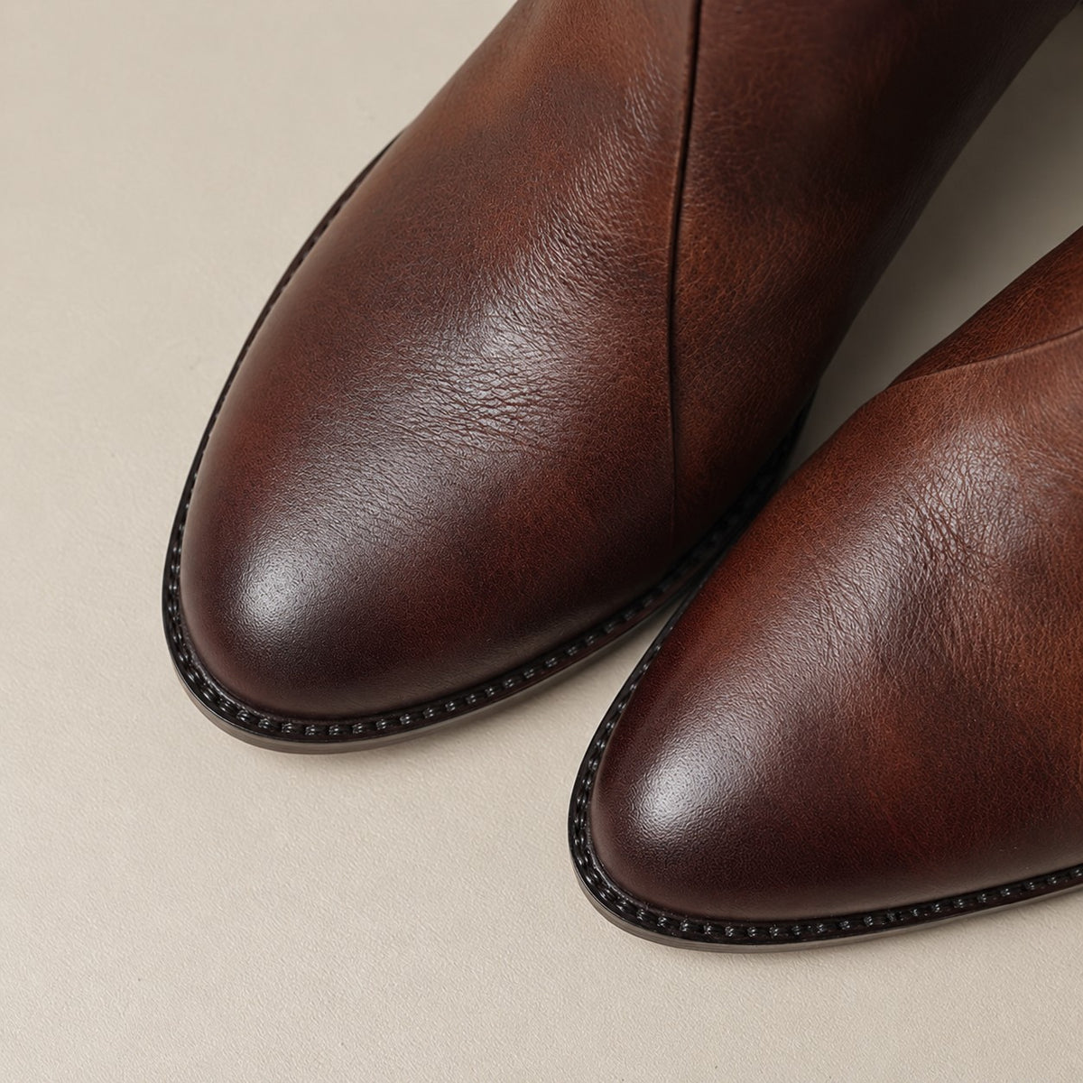 Bottines encolure en V, bout arrondi