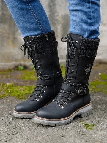 Bottines lacées à revers