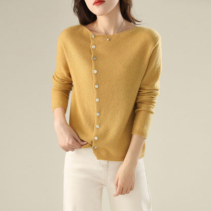 Cardigan à boutons asymétriques, coloris jaune, porté en tenue, vue 3