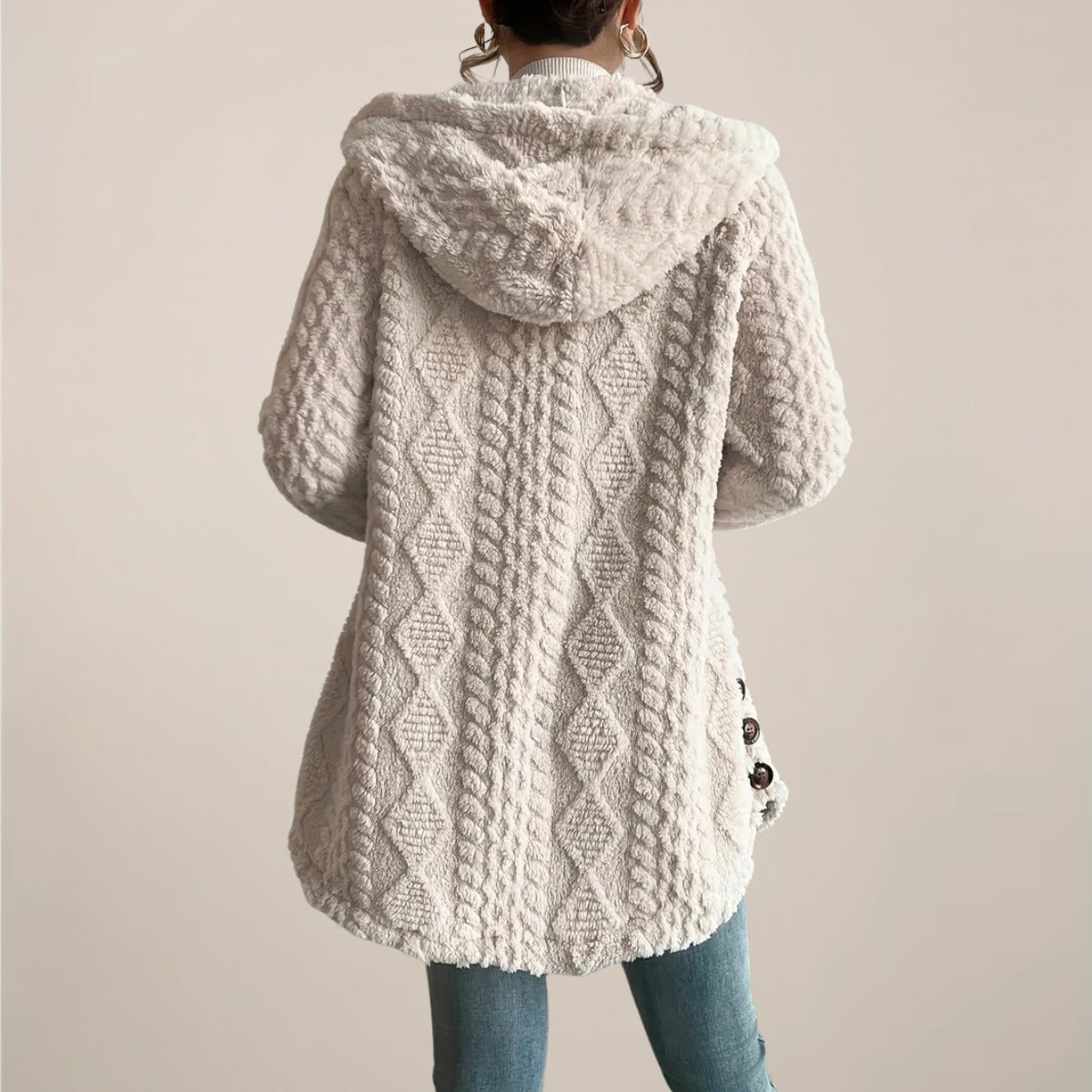 Cardigan à capuche en maille torsadée, vu de dos