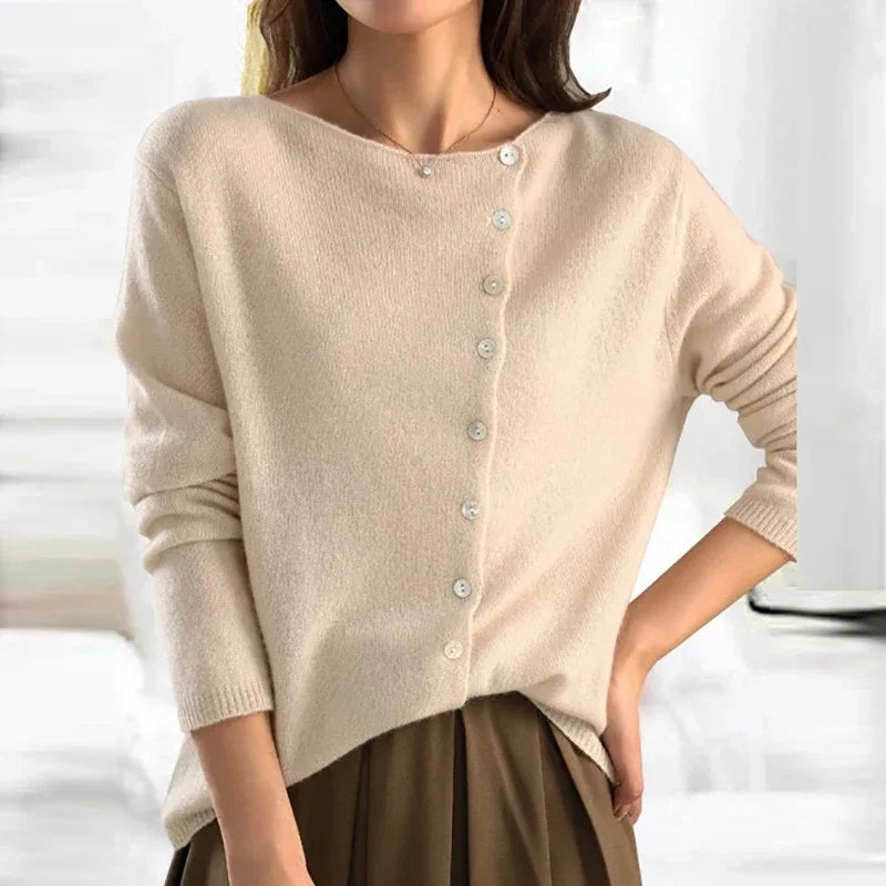 Cardigan boutonné à col en V, coloris marron clair, vu de face