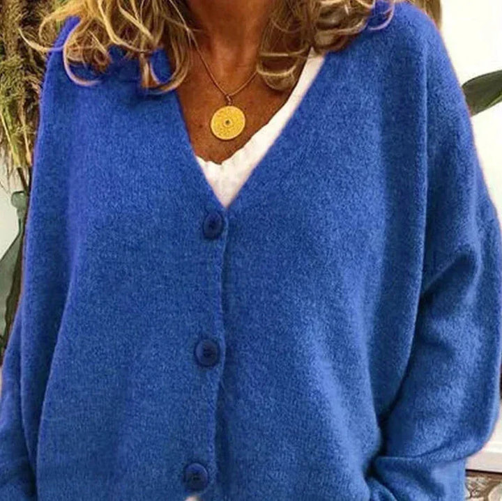 Cardigan boutonné à col V, coloris bleu, vu de face