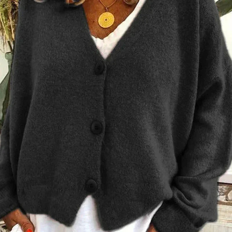 Cardigan boutonné à col V, coloris noir, vu de face