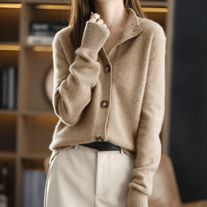 Cardigan en maille fine, vu de face