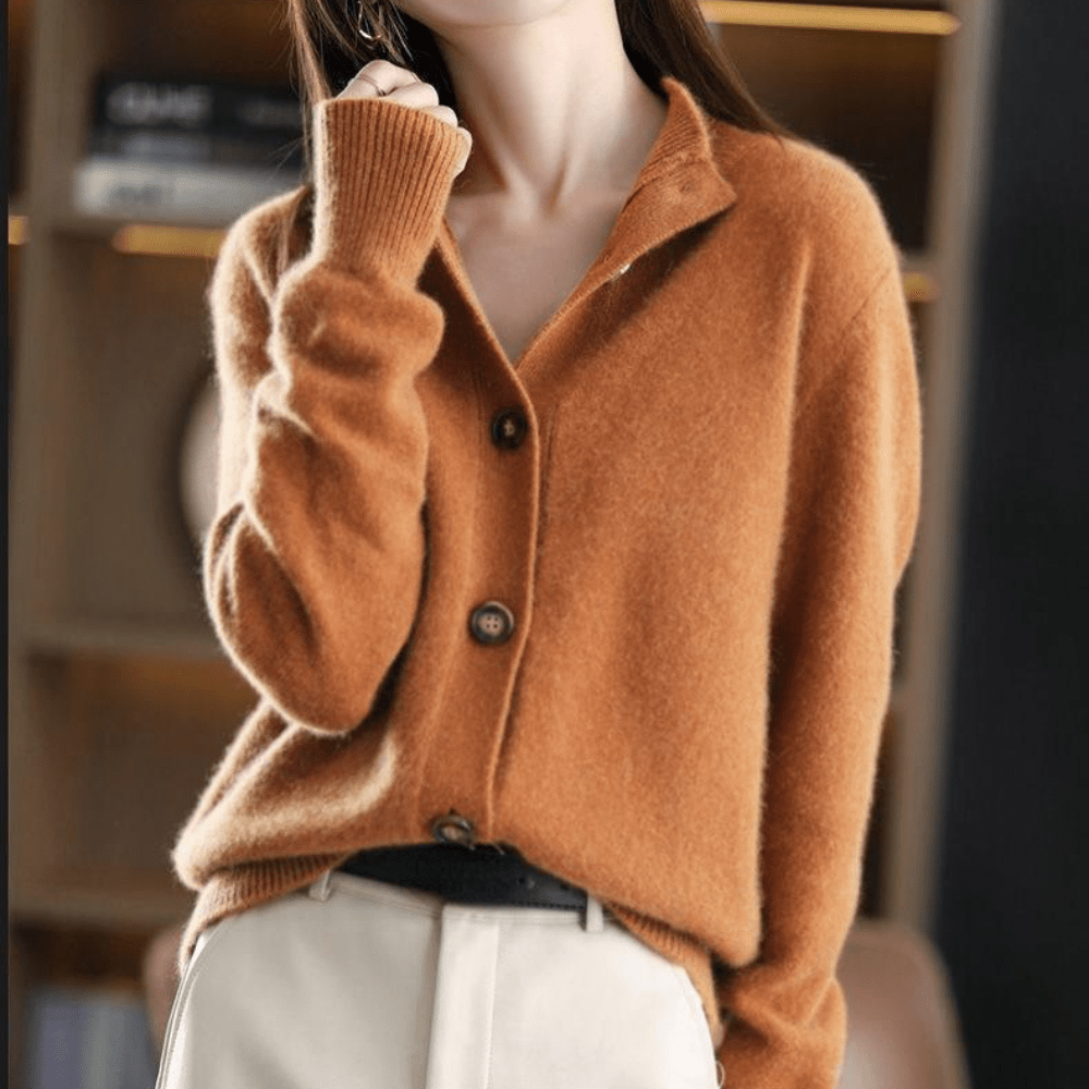 Cardigan en maille fine, coloris orange, vu de face