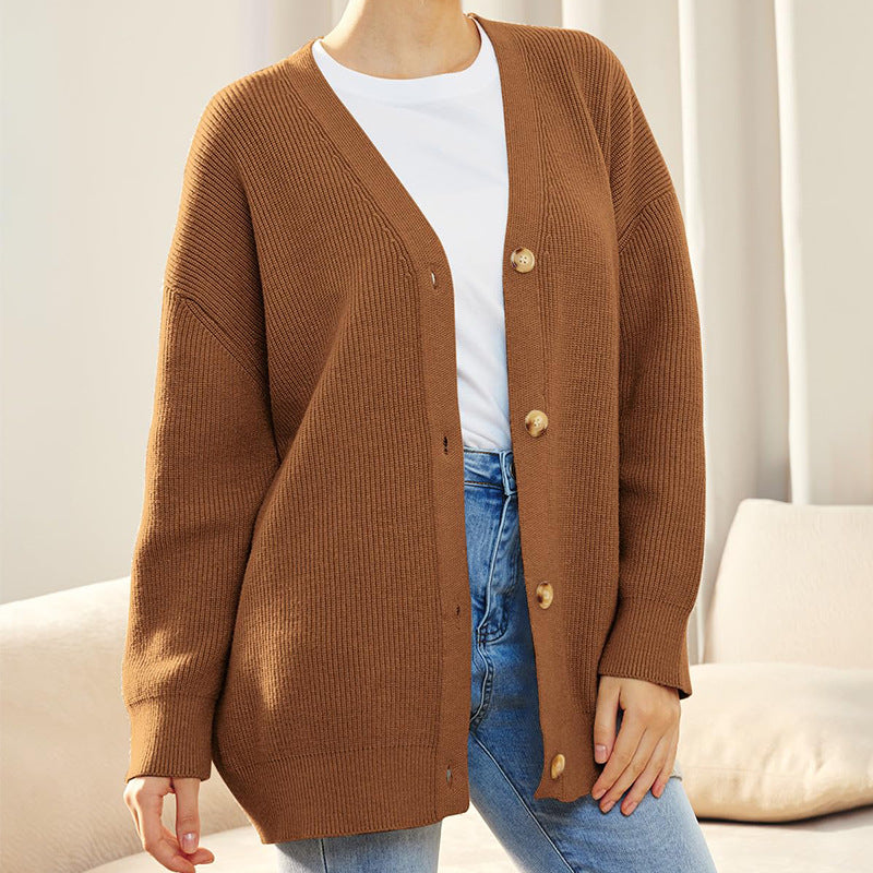 Cardigan oversize à col en V, coloris marron, vu de face