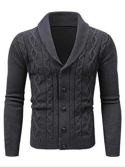 Cardigan gris ardoise à col châle et torsades, fermé par cinq boutons, sur buste invisible