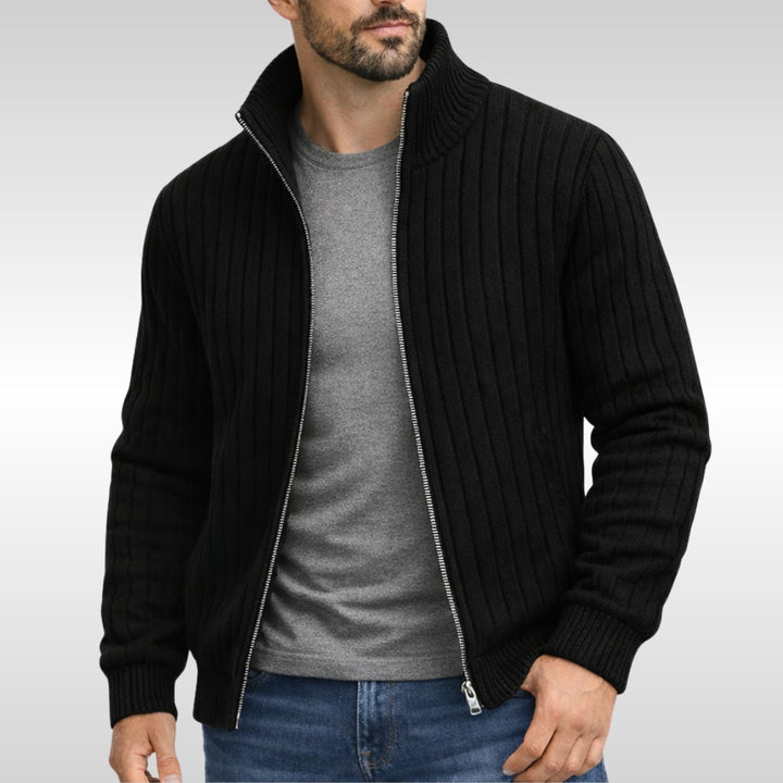 Cardigan zippé côtes larges in Black | By Old Money