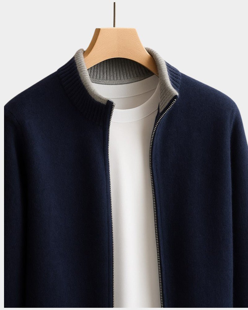 Cardigan zippé col montant, coloris bleu marine, vue de face