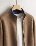 Cardigan zippé col montant, coloris camel, vue de face