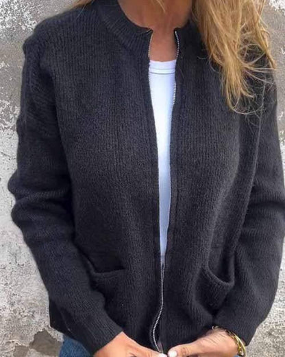 Cardigan zippé poches plaquées, coloris noir, vue de face