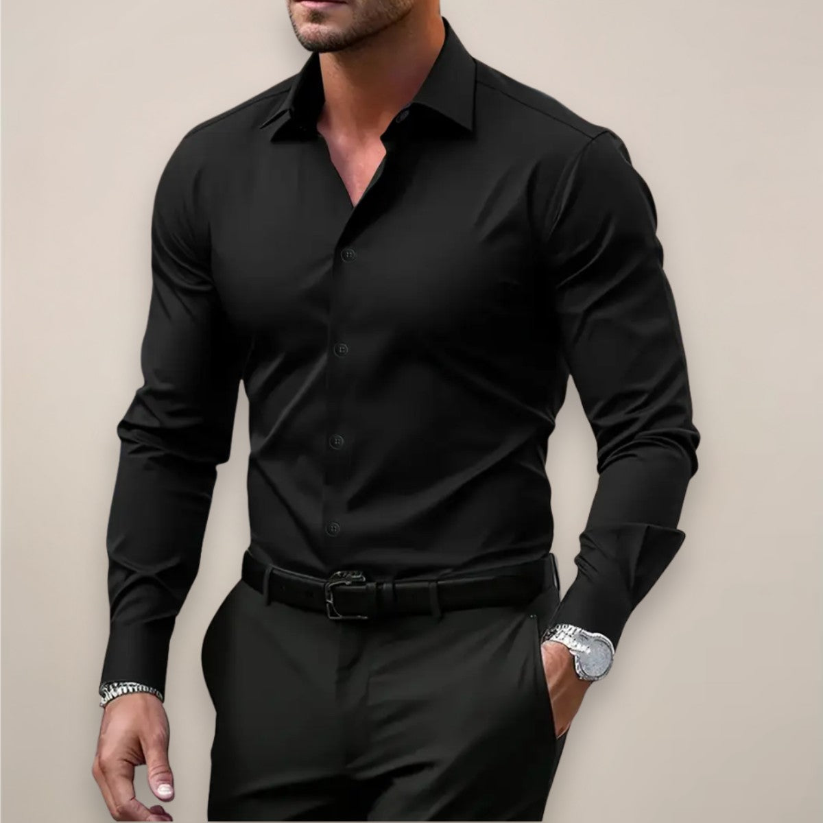 Chemise ajustée col classique, noir