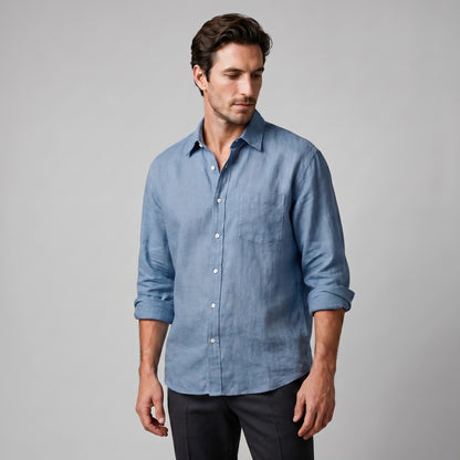 Chemise ample boutonnée à col, coloris bleu clair, vue de face