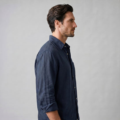Chemise ample boutonnée à col, coloris bleu marine, vue de profil