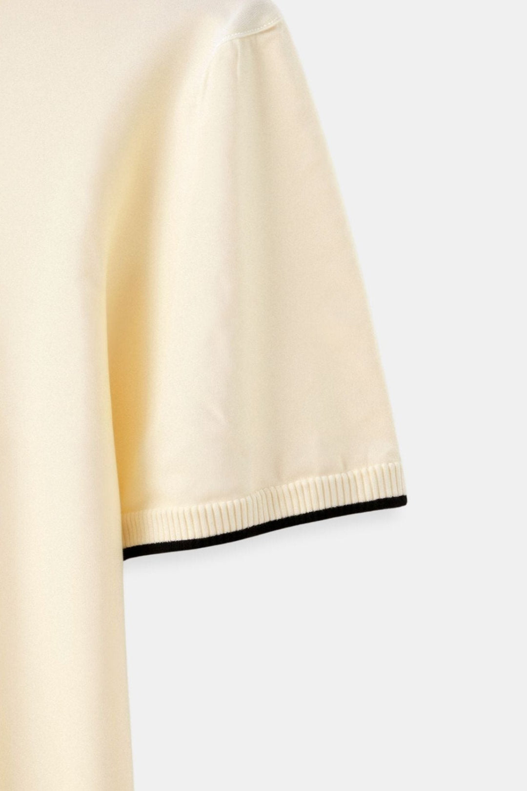 Contrast Trim Slim Polo sleeve detail by Old Money