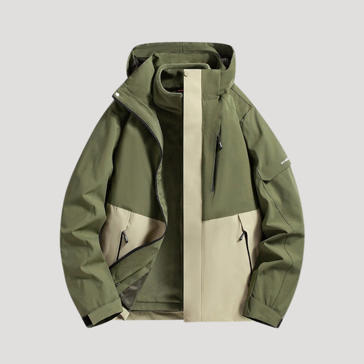 Coupe-vent à capuche, coloris vert olive, vu de face