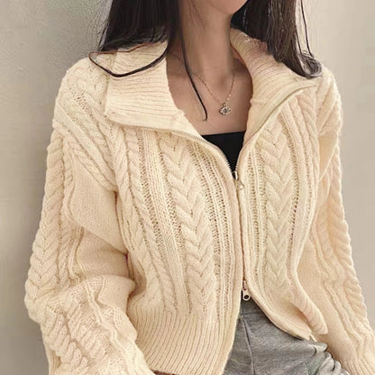 Gilet court zippé torsadé, coloris crème, vue de face