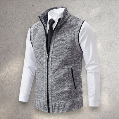 Gilet maille zippé structuré, coloris gris clair, vue de face