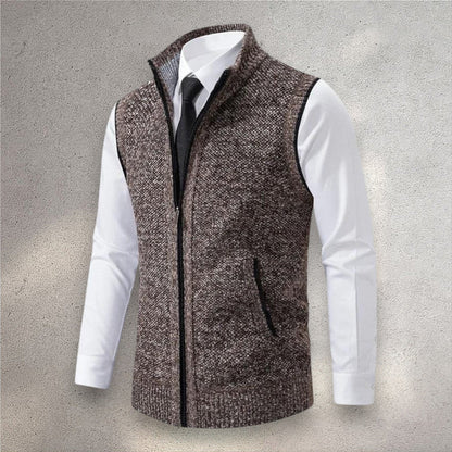 Gilet maille zippé structuré, coloris marron, vue de face