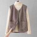 Gilet teddy sans manches, coloris marron clair, vue de face