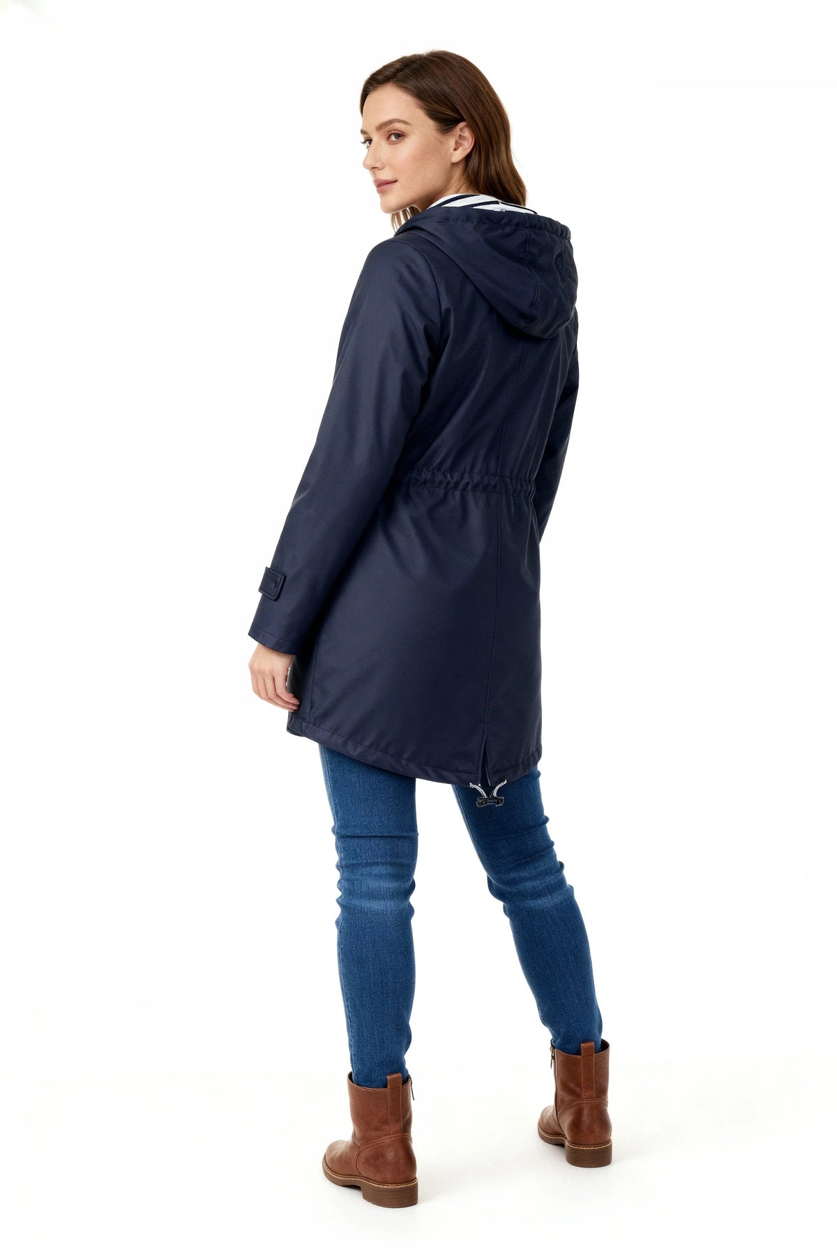 Manteau à capuche cordon, coloris bleu marine, vue de dos