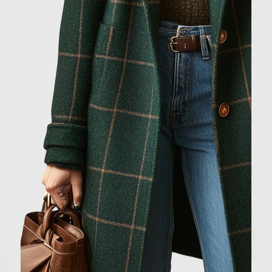 Manteau long à carreaux, en vue rapprochée
