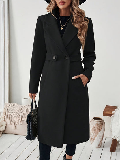 Manteau long ceinturé droit, coloris noir, vue de trois quarts