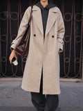 Manteau long croisé ample, coloris beige, vue de face