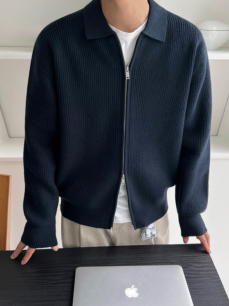Veste en maille côtelée bleu marine zippée, vue de face buste