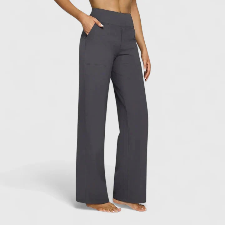 Pantalon large à taille haute, coloris gris, vu de face