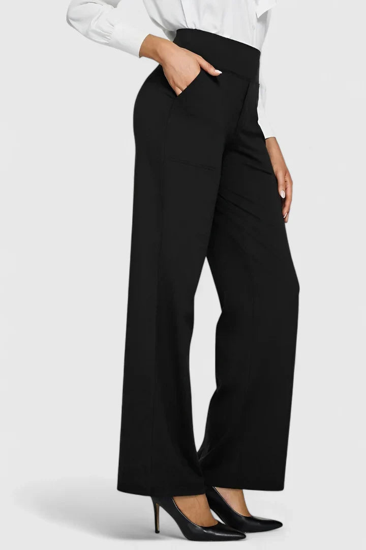 Pantalon large à taille haute, coloris noir, vu de face
