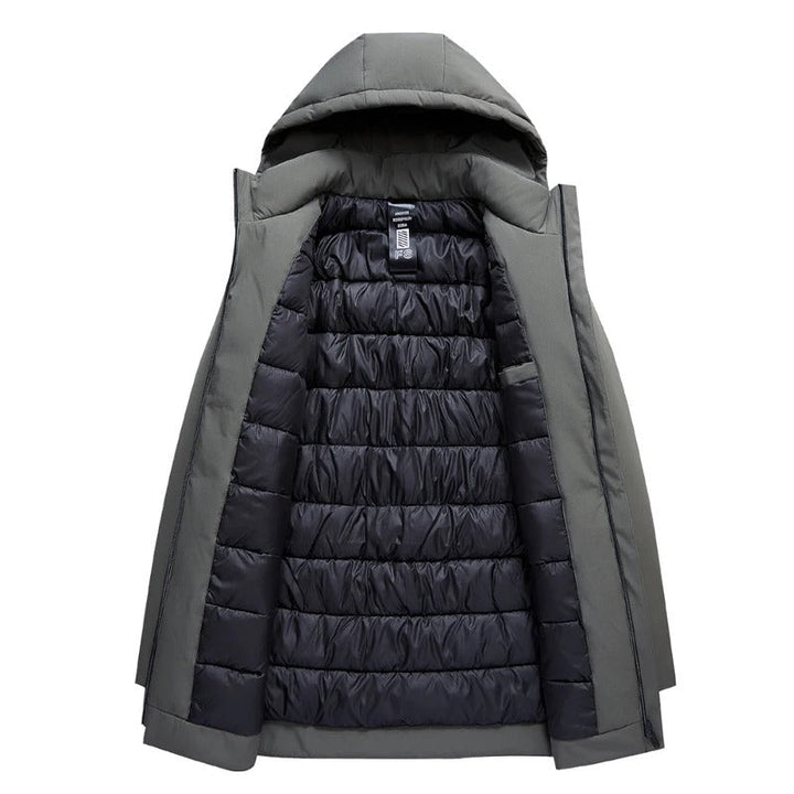 Parka gris kaki largement ouverte montrant toute sa doublure matelassée noire
