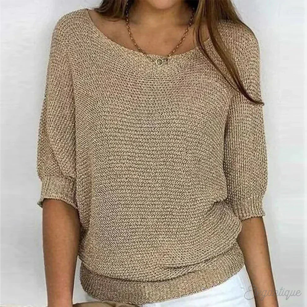 Pull ample à col bateau, coloris beige, vu de face