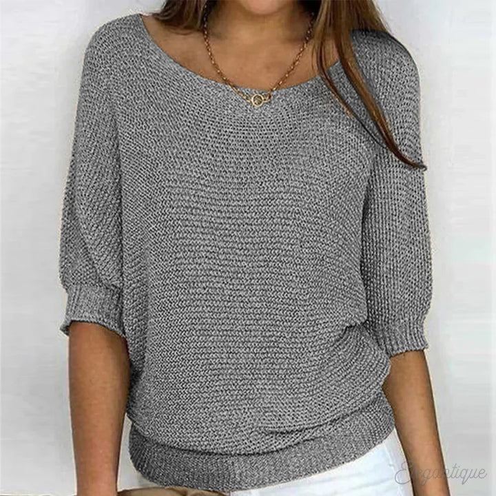 Pull ample à col bateau, coloris gris, vu de face