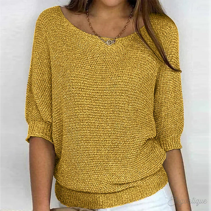 Pull ample à col bateau, coloris jaune, vu de face