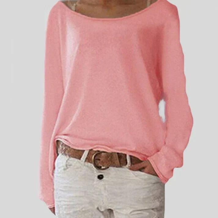 Pull col bateau uni, coloris rose, porté en tenue