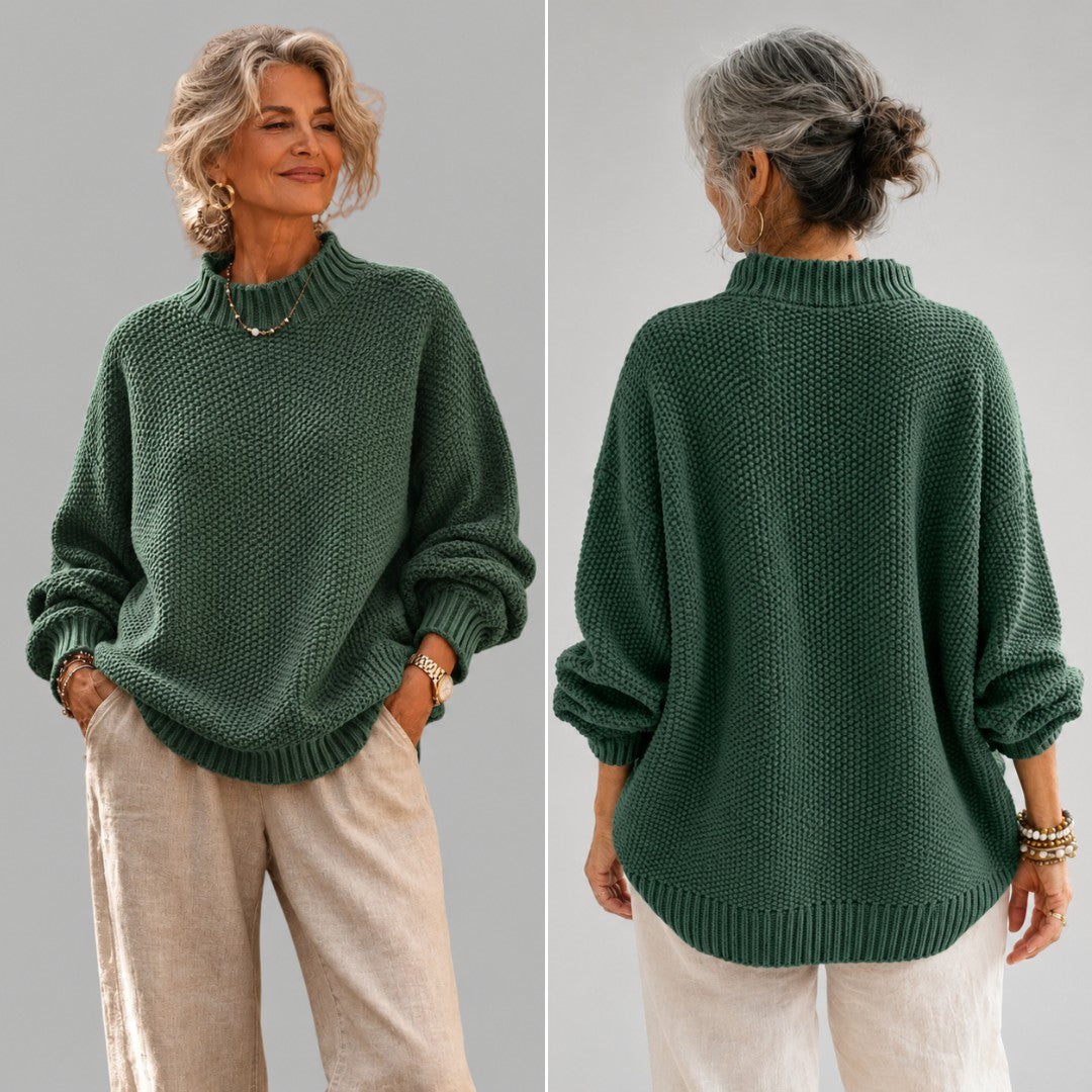 Pull vert en maille texturée à col montant, vue de face et de dos