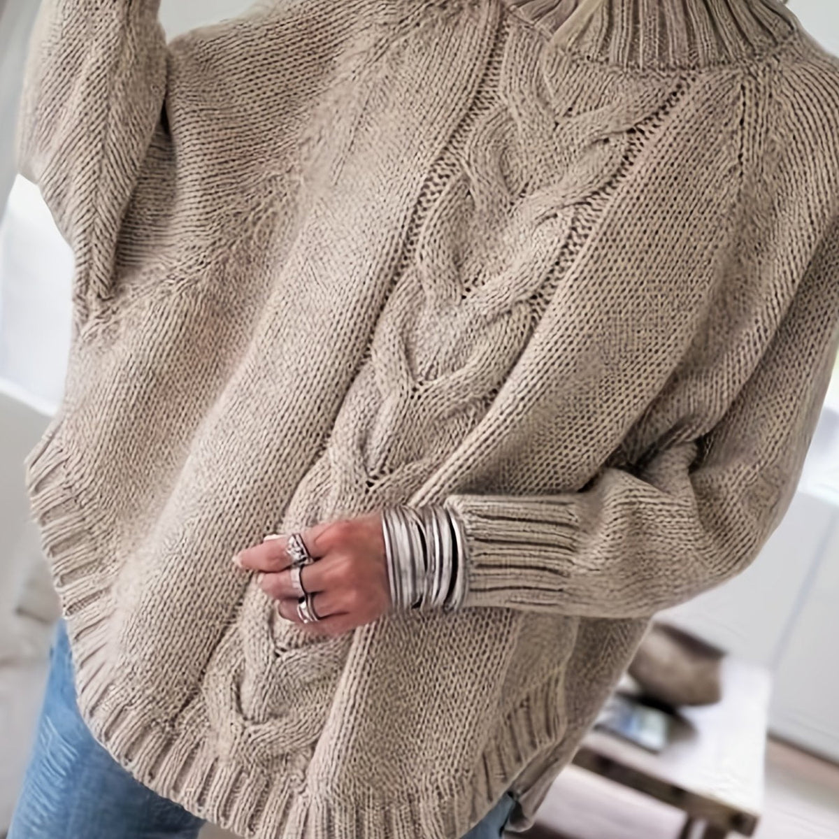 Pull torsadé col montant pour femme, coloris beige