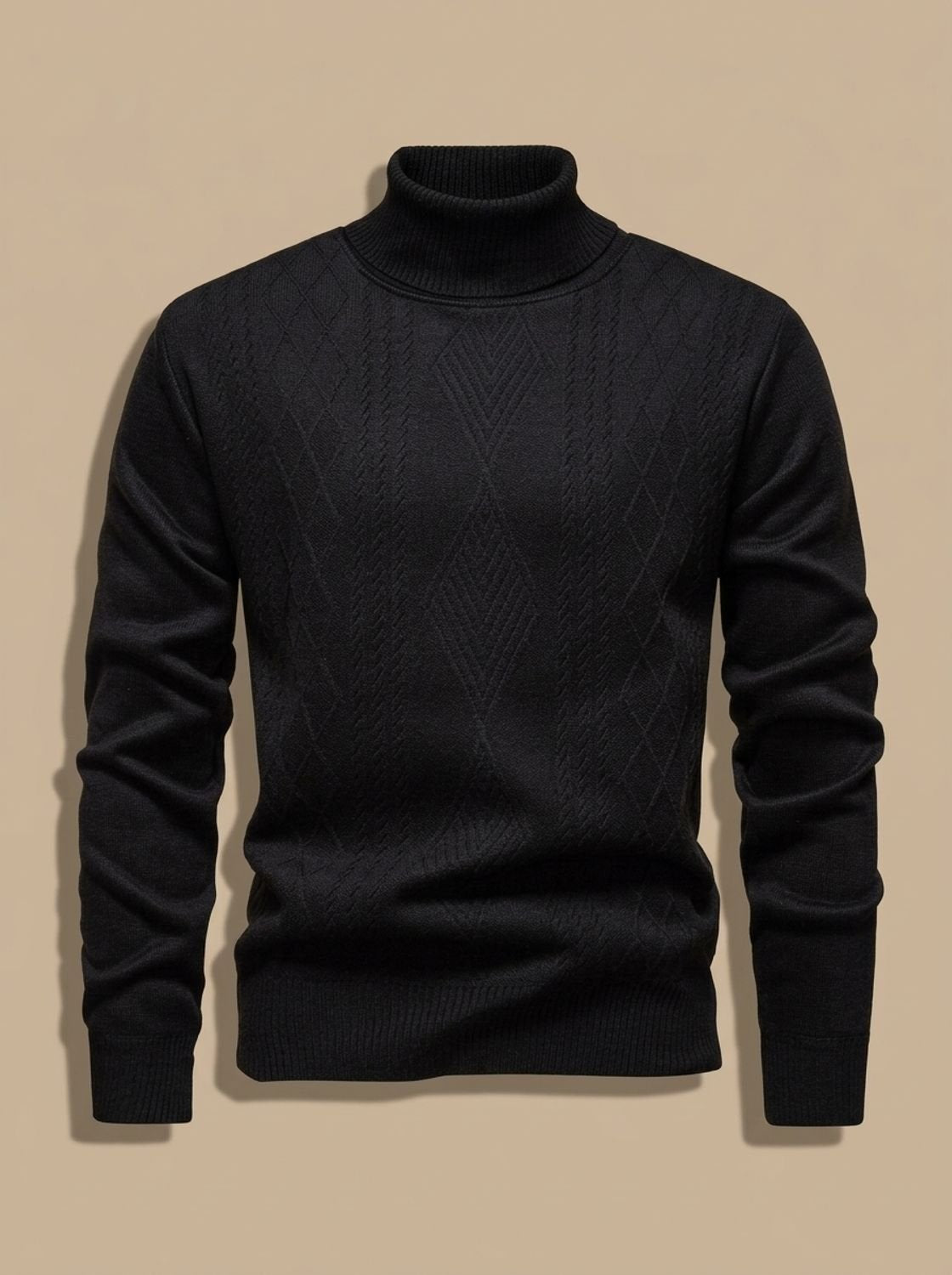 Pull col roulé noir à motif torsadé discret, présenté seul